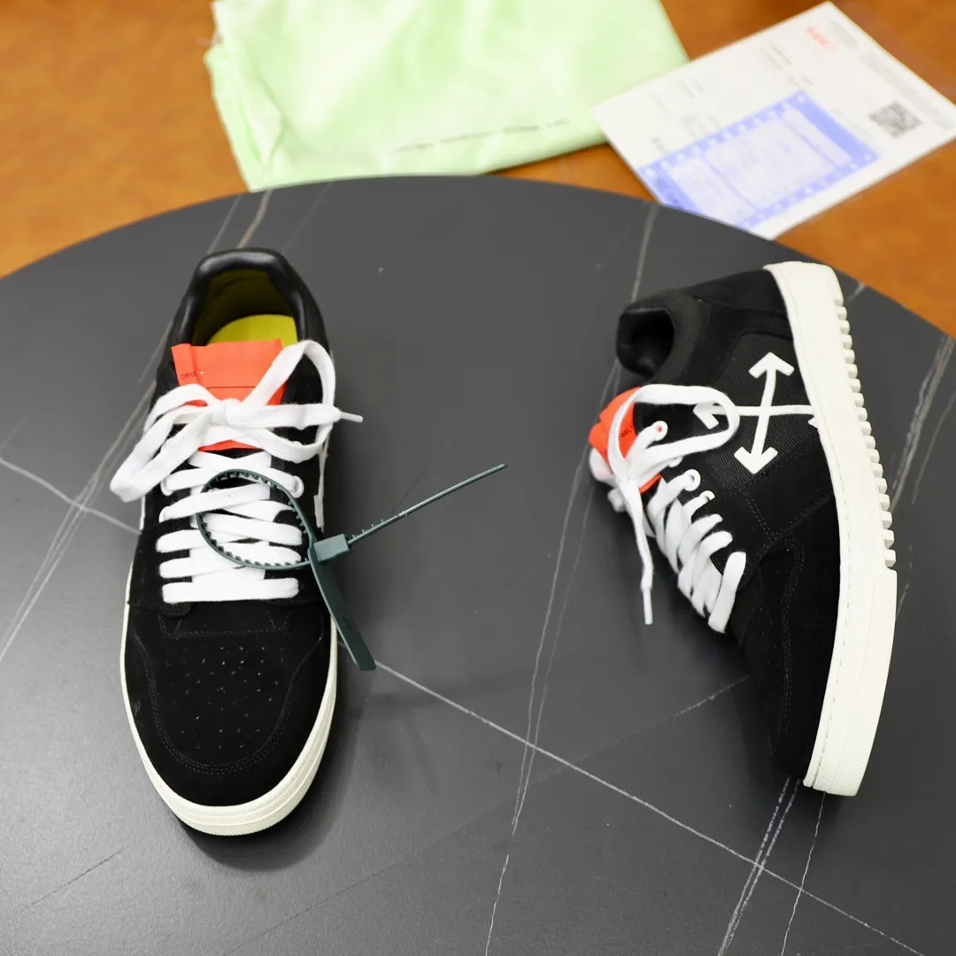 Men's shoes: 462💰💶【off-white】👫 Original one-to-one replica, high-end quality🥳The latest model has not been listed on the official website yet, the top version. Fabric: Imported original leather splicing Lining: Imported breathable mesh Outsole: Original rubber soft, light and wear-resistant Outsole Male 38-44 (customized for 45 and 46)